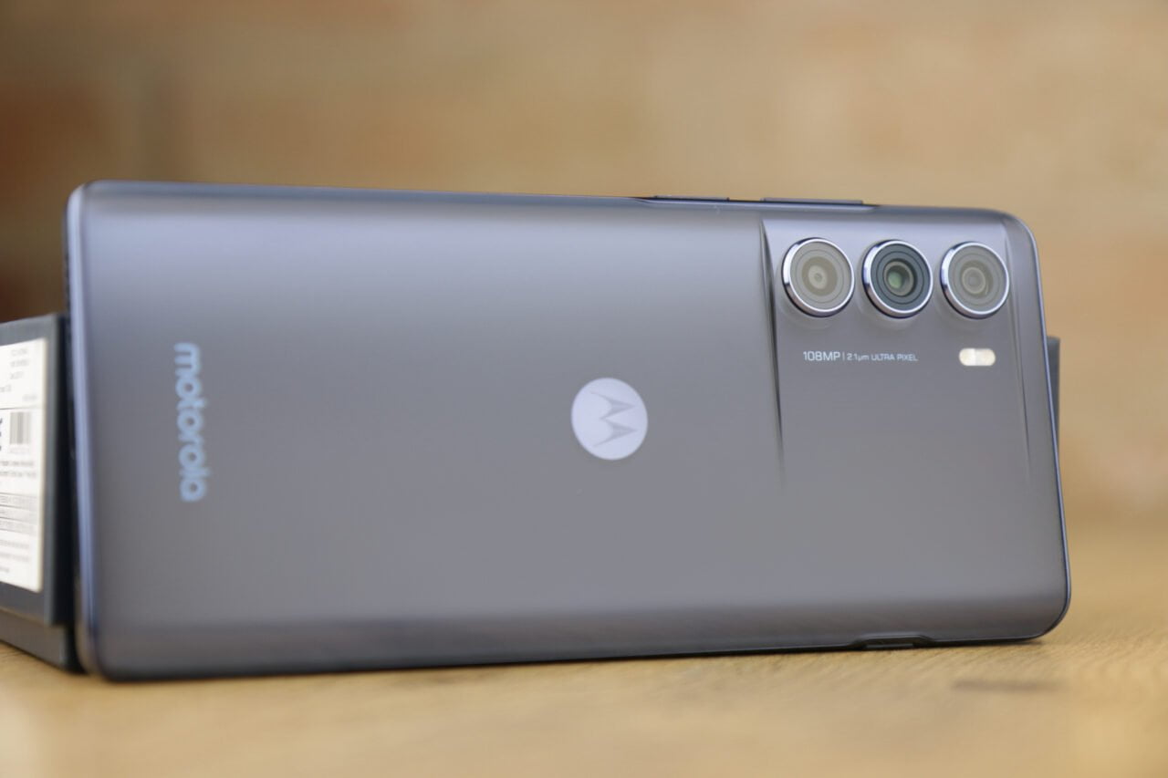 Motorola Moto G200 recenzja test opinia